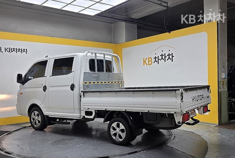 Hyundai Porter2 Extra Long Axle Double Cab LPG Smart - Image 4