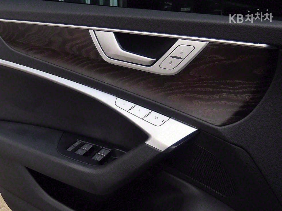 Ауди A6(C8)45 TFSI Quattro Premium - 12