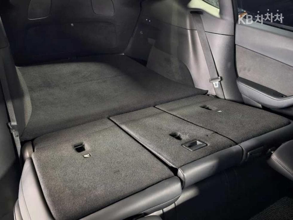 테슬라 Model YLong Range - 12