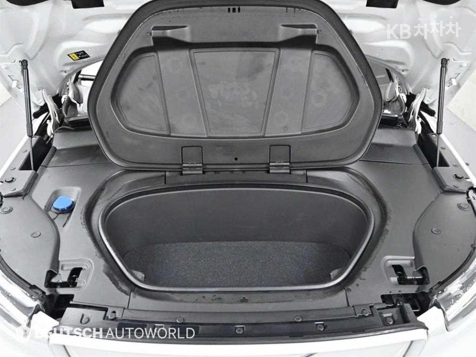 Volvo XC40 RechargeTwin Ultimate Стандартен - 6