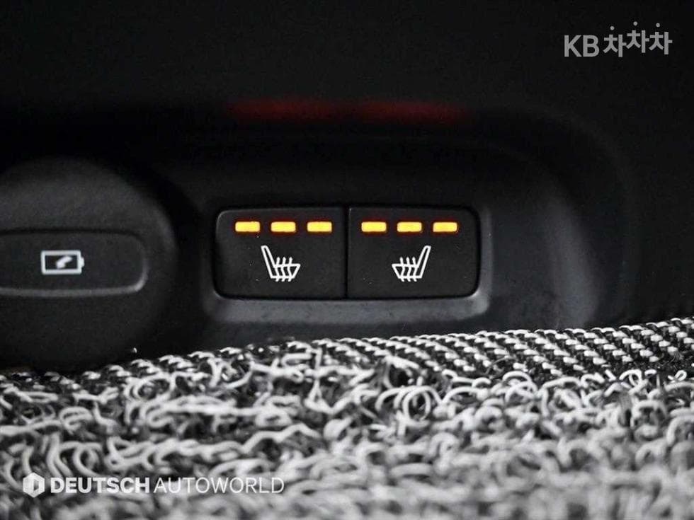 Volvo XC40 RechargeTwin Ultimate Стандартен - 16