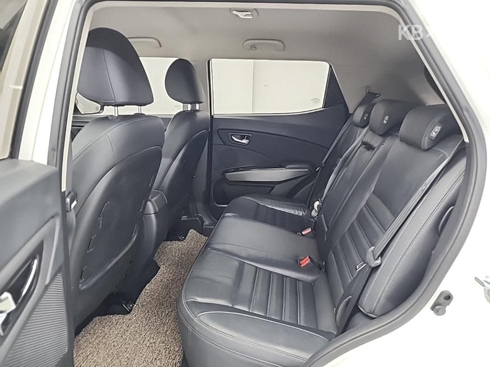 (11go1307)KG Mobility Veri New Tivoli Petrol V7 2WD Basic - 12