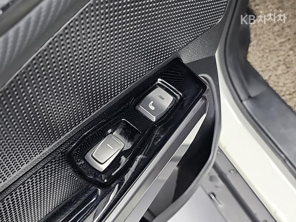 (11go1307)KG Mobility Veri New Tivoli Petrol V7 2WD Basic - 13