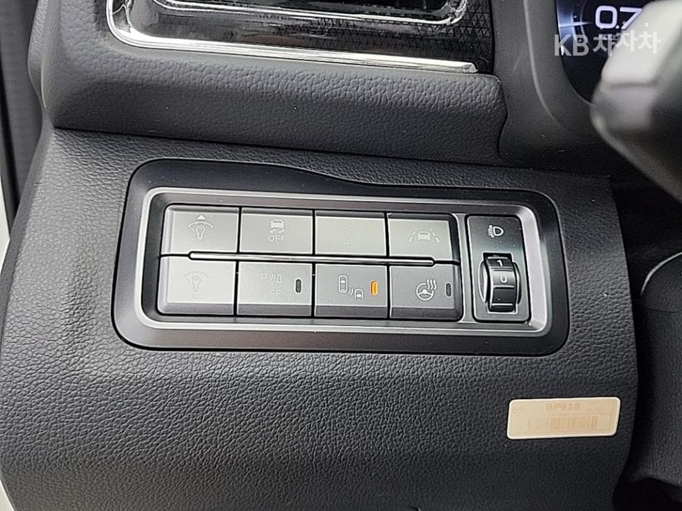 (11go1307)KG Mobility Veri New Tivoli Petrol V7 2WD Basic - 17