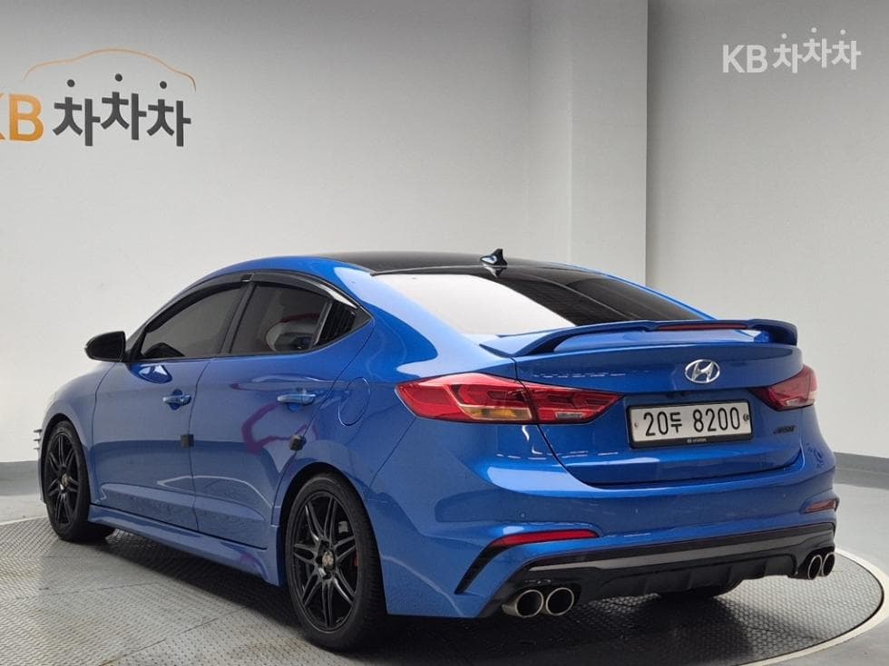 Хюндай Avante (Elantra)AD1.6 Турбо Бензин Директ Инжекция 스포츠 - 2