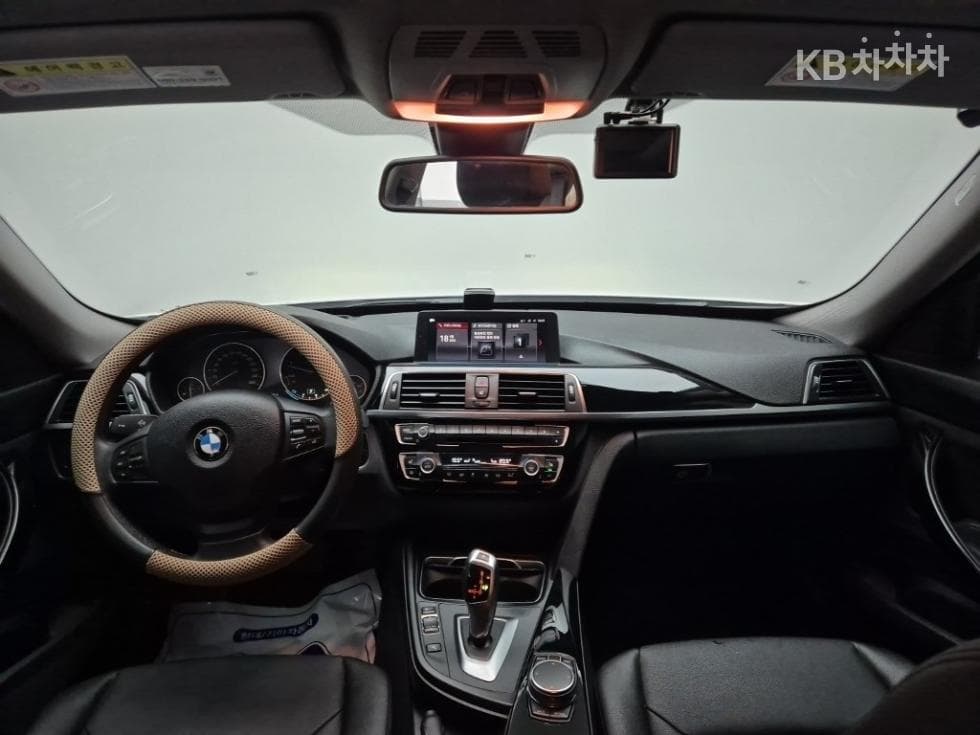 (211n8422)BMW GranTurismo 3 Series GT 320d F34 (2013~) - 7