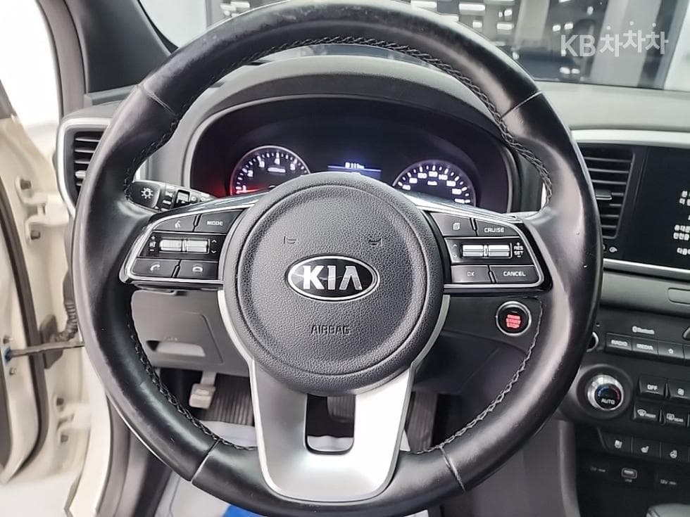 Киа Sportage 더 볼드2.0 Бензин 2WD Престиж - 9