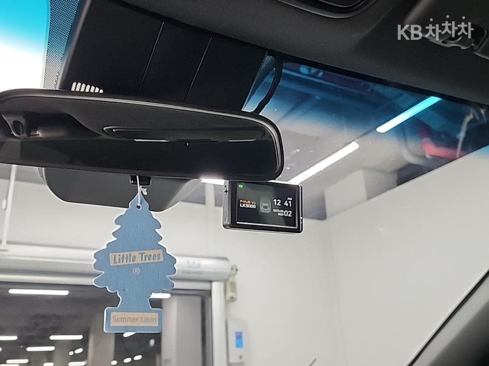 Киа Sportage 더 볼드2.0 Бензин 2WD Престиж - 17