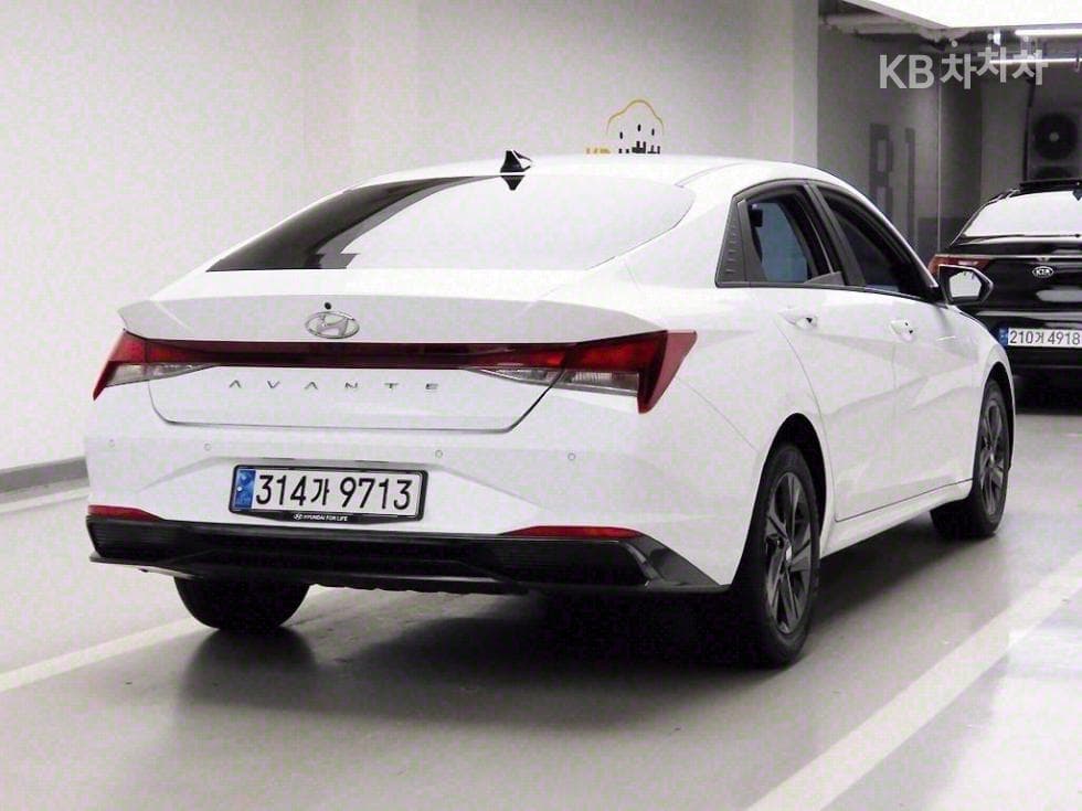 Hyundai All New Avante Hybrid (CN7) Hyundai - Image 4