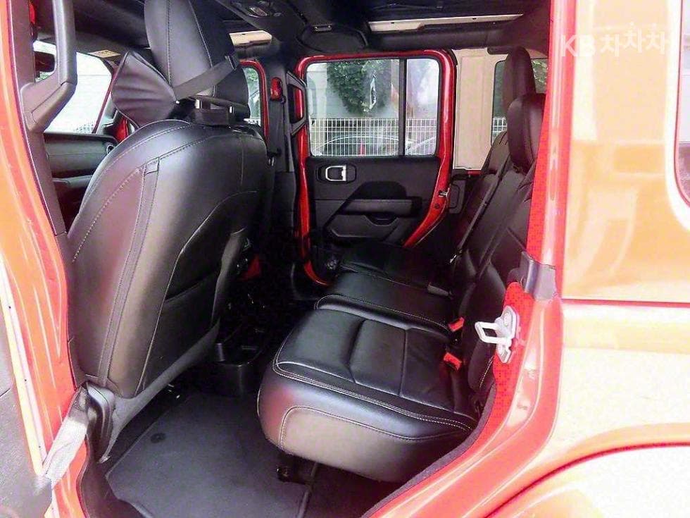 지프 랭글러 (JL)2.0 오버랜드 4도어 파워Товарна надстройка Стандартен - 6