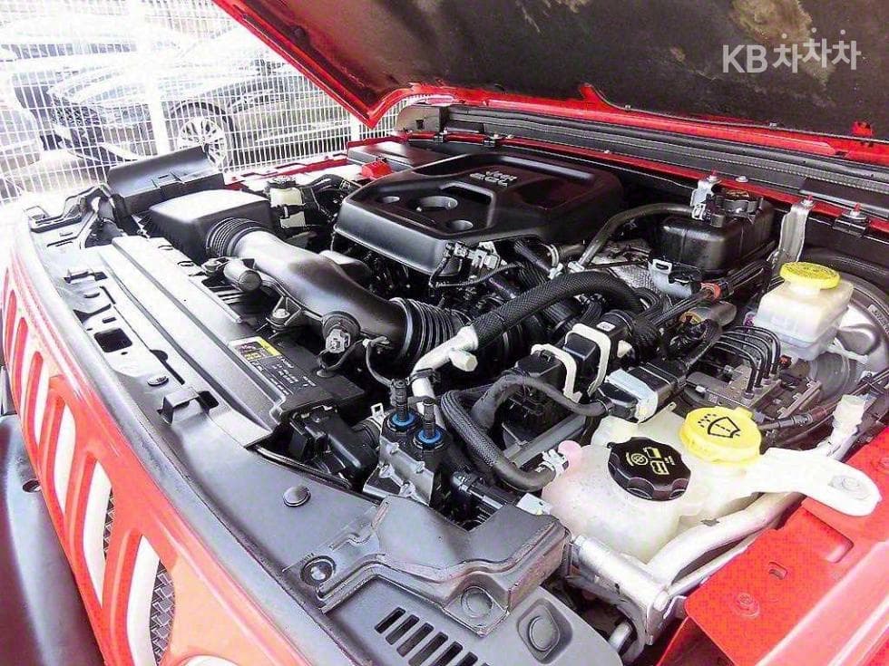 지프 랭글러 (JL)2.0 오버랜드 4도어 파워Товарна надстройка Стандартен - 17