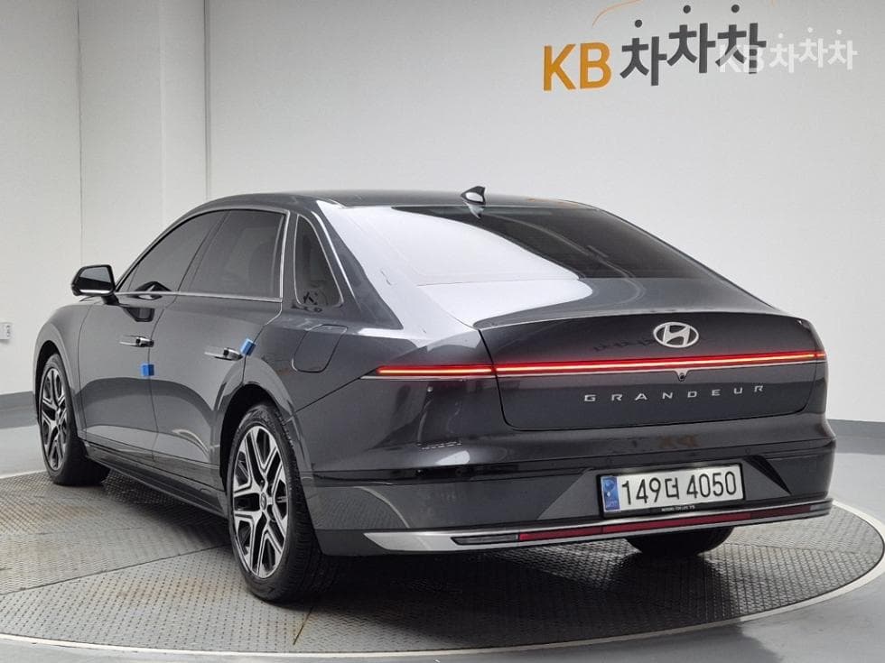 Хюндай Ди Всеново Grandeur (Azera)2.5L бензин 2WD Premium - 2