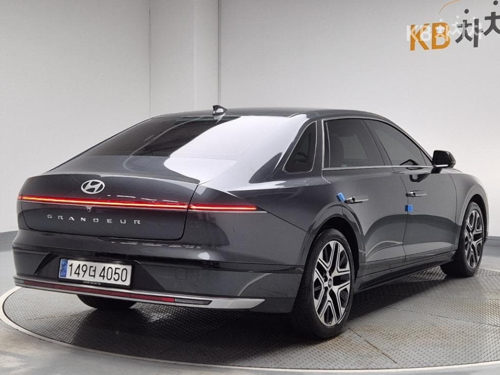 Хюндай Ди Всеново Grandeur (Azera)2.5L бензин 2WD Premium - 3