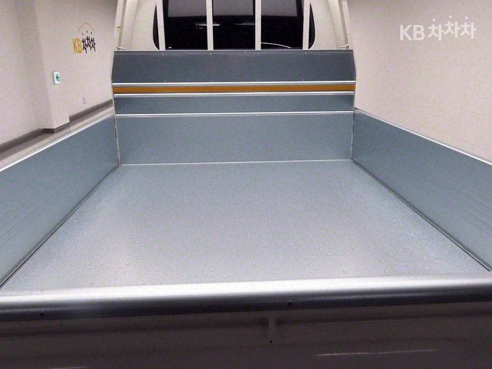 Киа The New (фейслифт) Бонго 3 (лек)1 тон Двойна Кабина Удължено междуосие 2WD L - 5