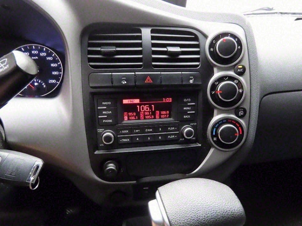 Киа The New (фейслифт) Бонго 3 (лек)1 тон Двойна Кабина Удължено междуосие 2WD L - 9