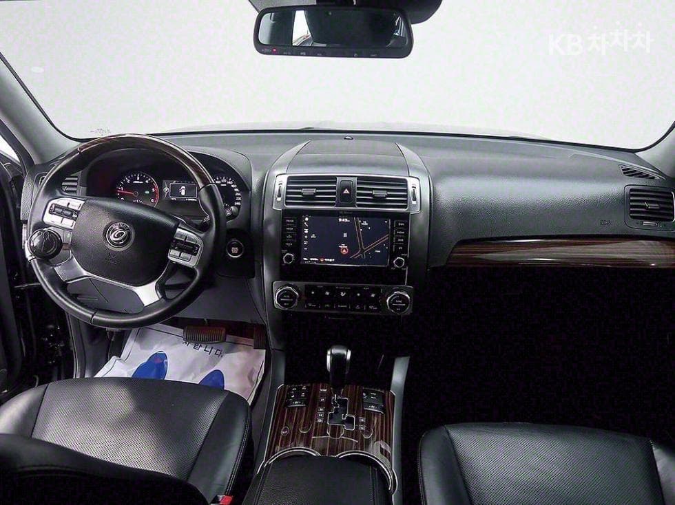 Киа The New (фейслифт) Mohave4x4 President 7-местен (Лимузин) - 5