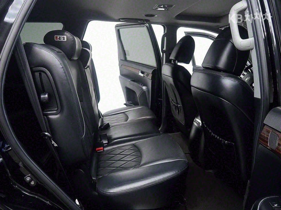 Киа The New (фейслифт) Mohave4x4 President 7-местен (Лимузин) - 12