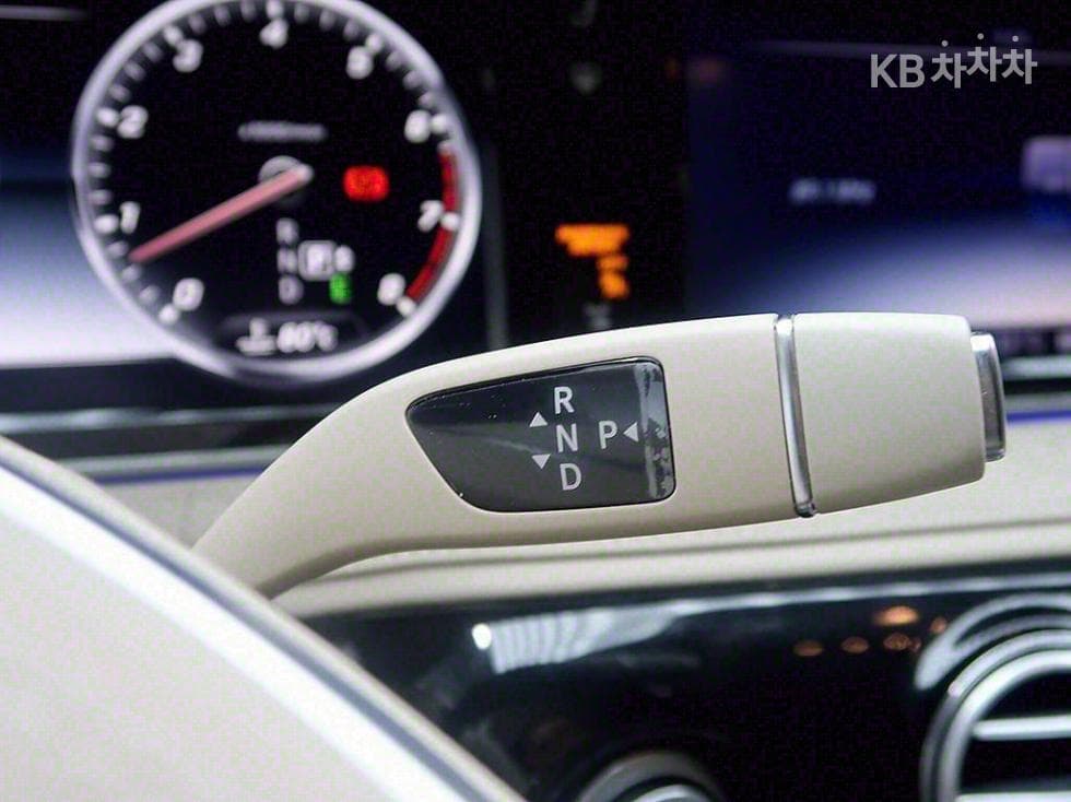 Mercedes-Benz Нов S-КласMaybach S 600 W222 - 10