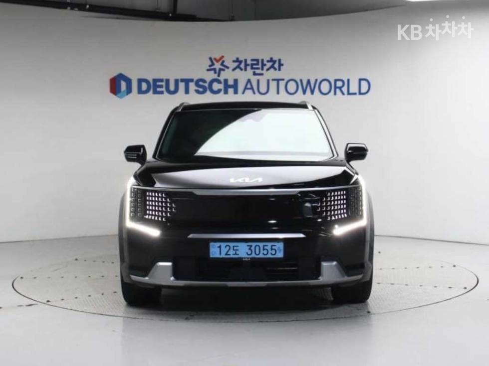 Kia EV9 AWD Earth - Image 3