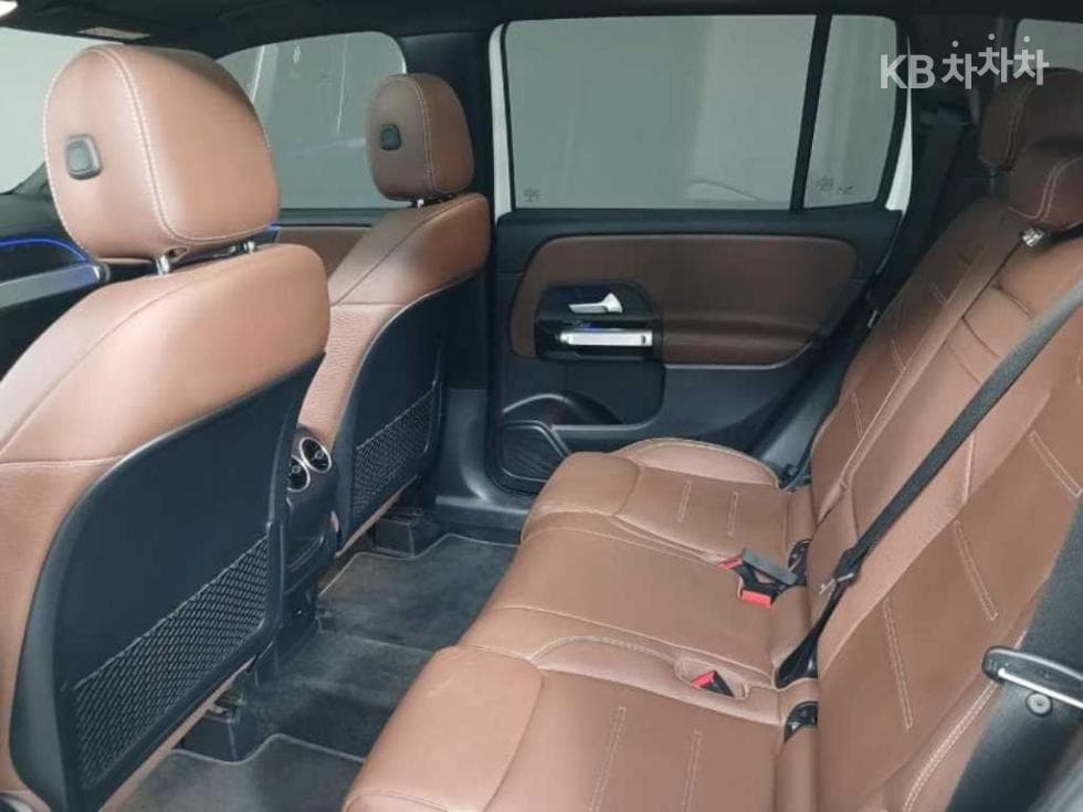 Mercedes-Benz GLB(X247)M-AMG GLB 35 4Matic - 8