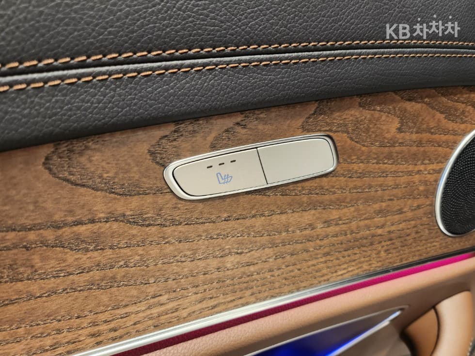 Mercedes-Benz E-Class (W213)E250 Exclusive - 11