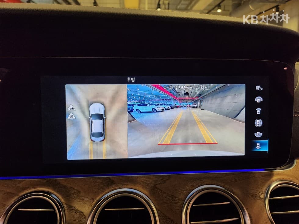 Mercedes-Benz E-Class (W213)E250 Exclusive - 17