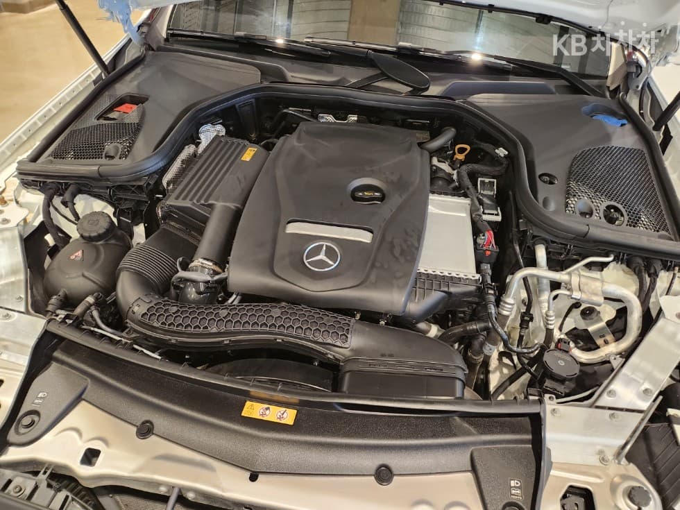 Mercedes-Benz E-Class (W213)E250 Exclusive - 26