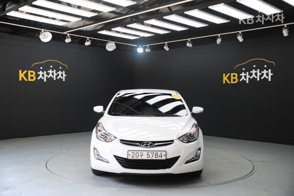 Хюндай The New (фейслифт) Avante (Elantra) 1.6 GDi Modern Стандартен - Image 1