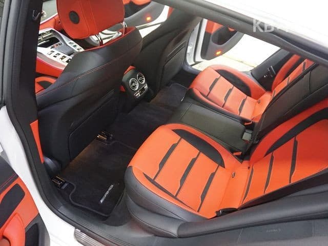 벤츠 AMG GT 4door 43 4MATIC+ Dynamic - Image 4