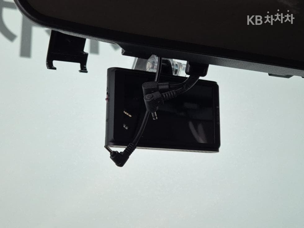 Хюндай Porter 2LPG Box Truck Удължено междуосие Super Cab Смарт - 12