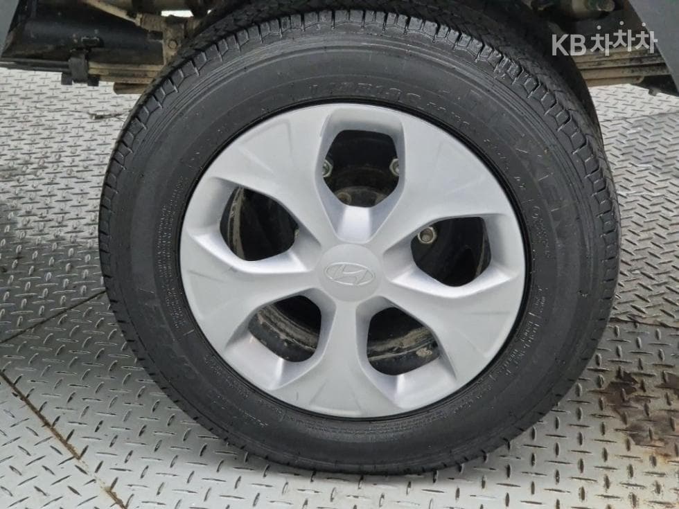 Хюндай Porter 2LPG Box Truck Удължено междуосие Super Cab Смарт - 18