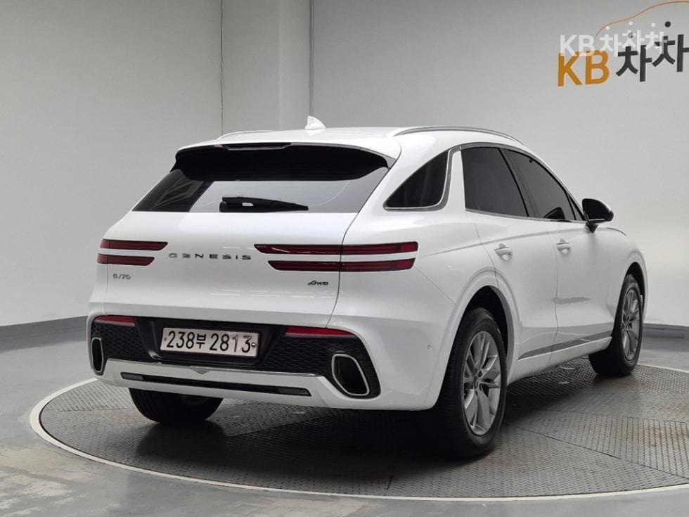 Дженезис GV70Бензин 2.5T AWD - 3