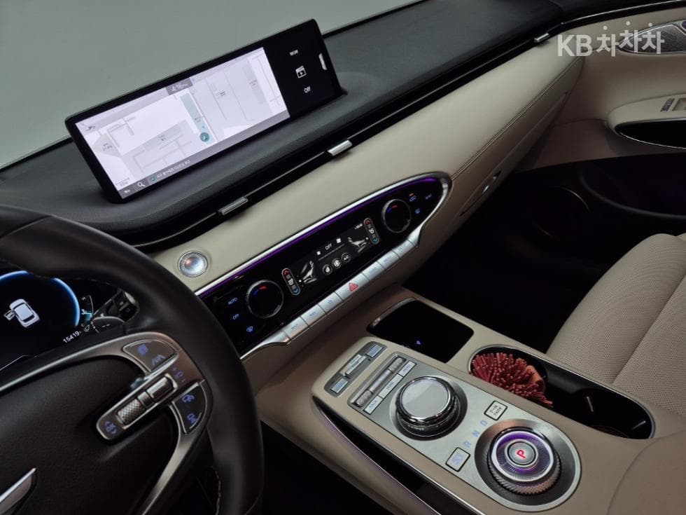 Дженезис GV70Бензин 2.5T AWD - 10