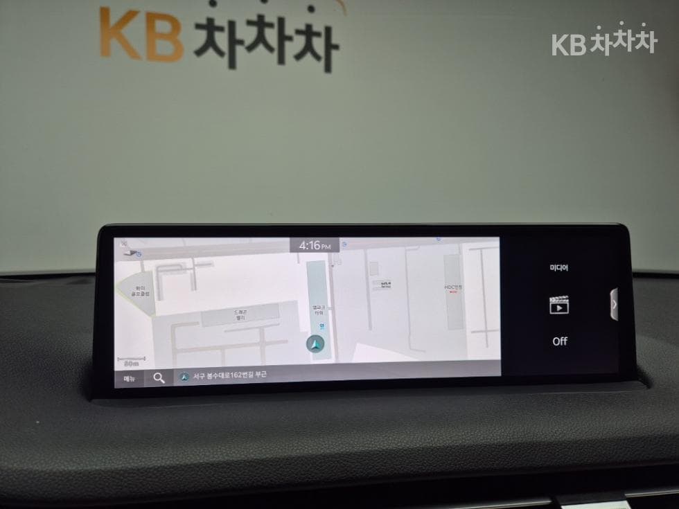 Дженезис GV70Бензин 2.5T AWD - 13