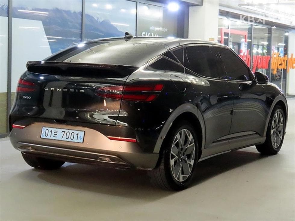 Дженезис GV60Стандартен 2WD Стандартен - 4