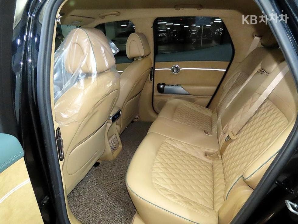 Дженезис GV60Стандартен 2WD Стандартен - 7