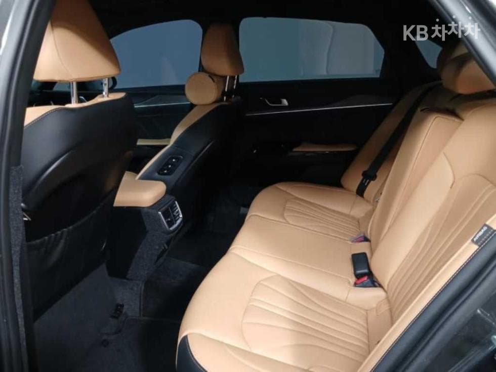 Kia K5 3rd Gen1.6 Gasoline Turbo Signature - 8