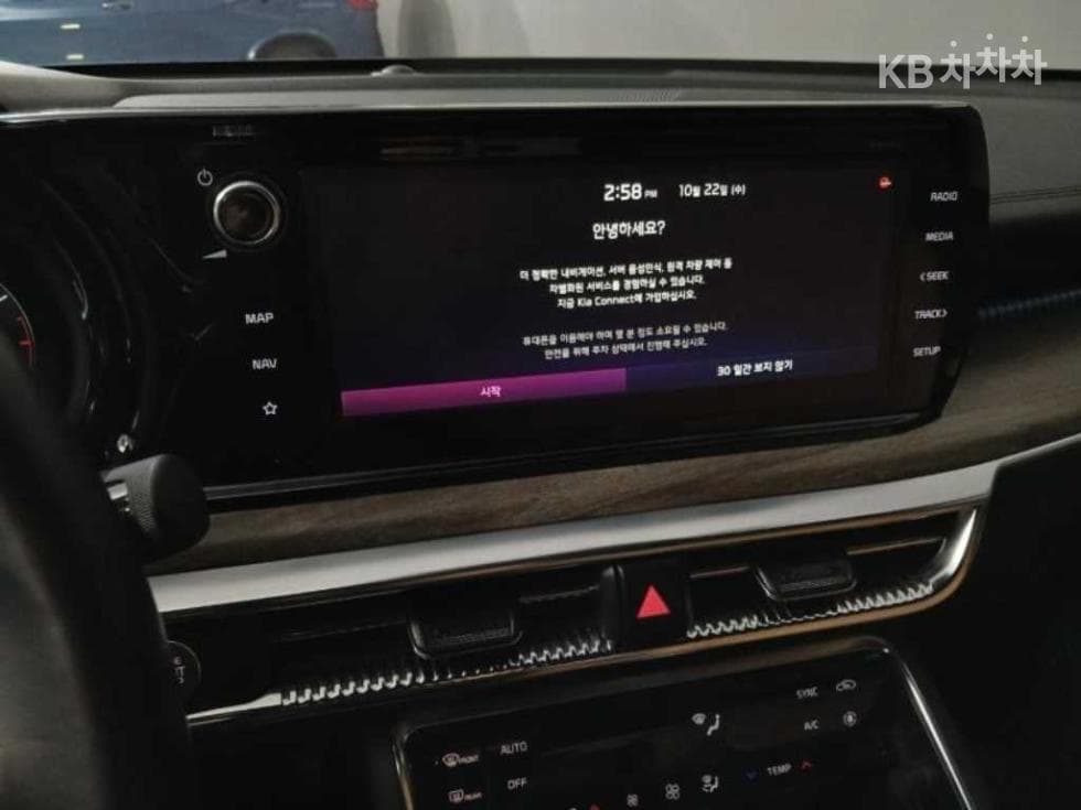 Kia K5 3rd Gen1.6 Gasoline Turbo Signature - 13