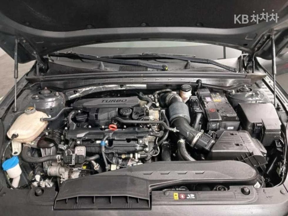 Kia K5 3rd Gen1.6 Gasoline Turbo Signature - 19