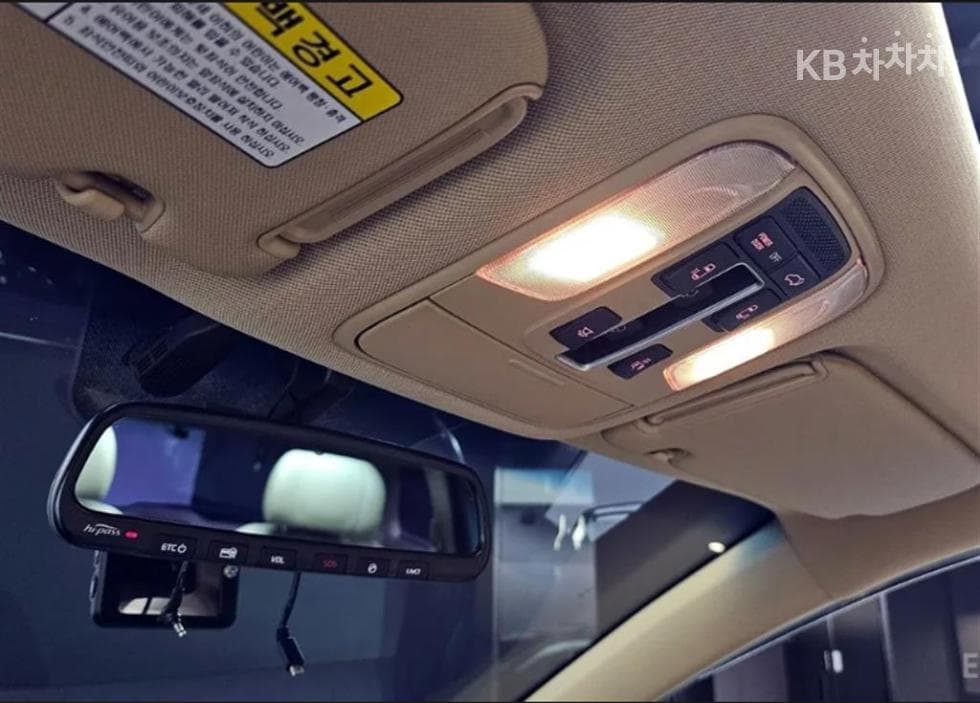 Киа All New Канивал7-местен (Лимузин) 2.2 Дизел Лимузин President - 18