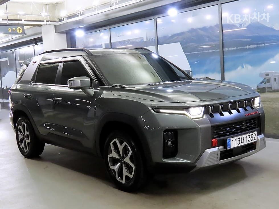 КейДжи Мобилити 토레스(J100) 1.5 GDI Турбо T7 - Image 1