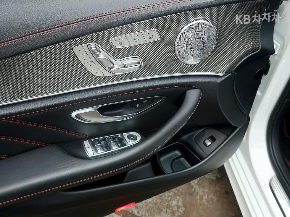 Mercedes-Benz E-Клас (W213)E43 AMG 4MATIC - 13