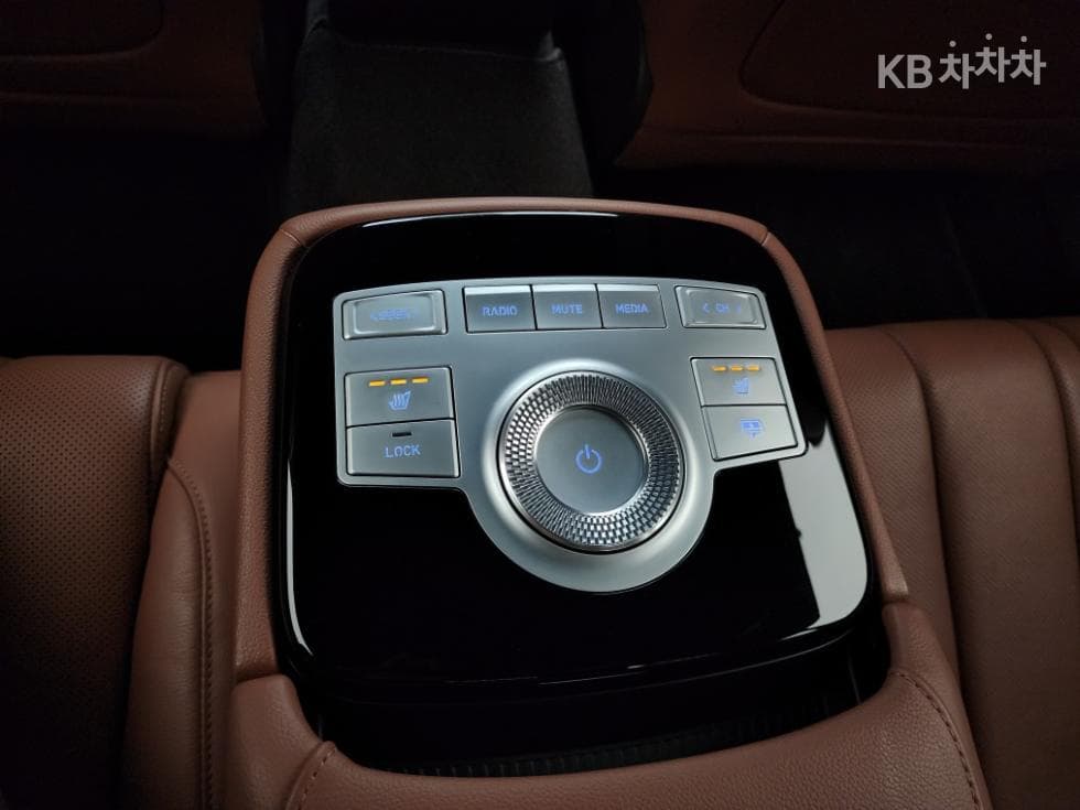 Дженезис G80(RG3)2.5 Турбо Бензин Директ Инжекция AWD - 17