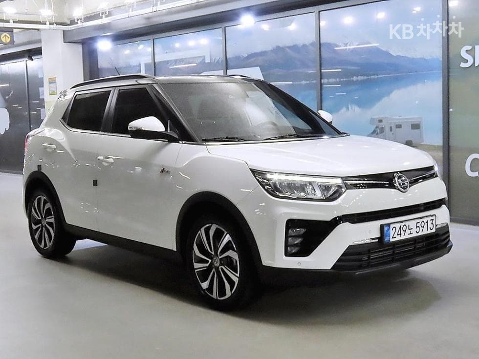 KG Mobility VERY New Tivoli Petrol V5 2WD Base - Image 1