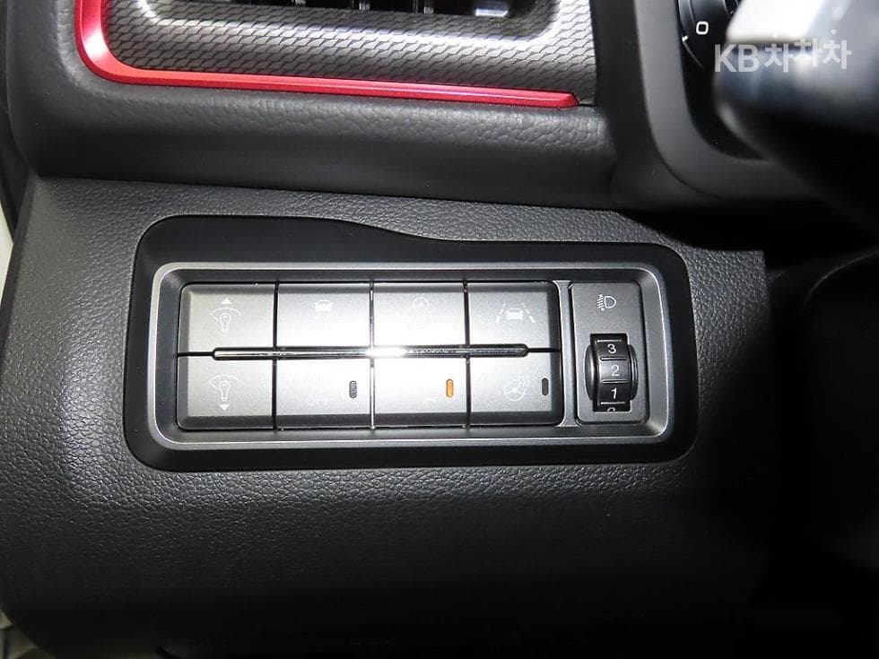 (249no5913)KG Mobility Veri New Tivoli Gasoline V5 2WD Basic - 15