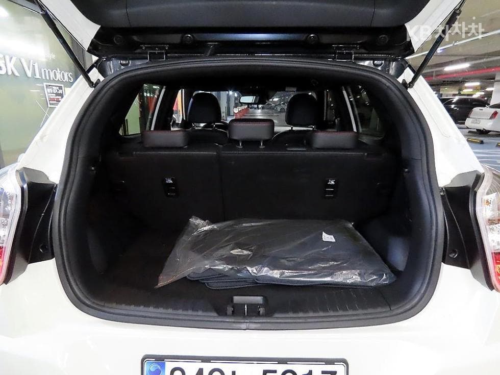 (249no5913)KG Mobility Veri New Tivoli Gasoline V5 2WD Basic - 18