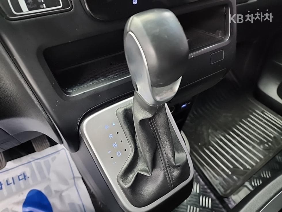 Хюндай Staria Cargo3.5 LPG Cargo 5 Modern - 8