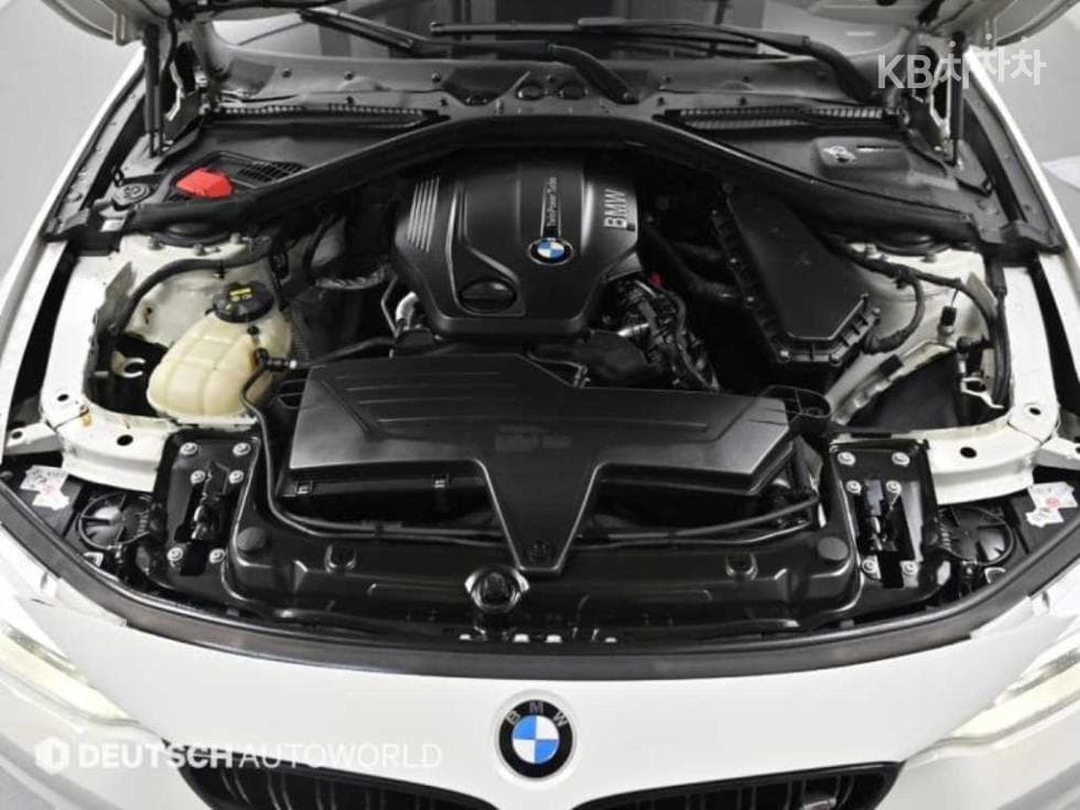 BMW 4시리즈 (F32)420d Купе M스포츠 F32 - 6