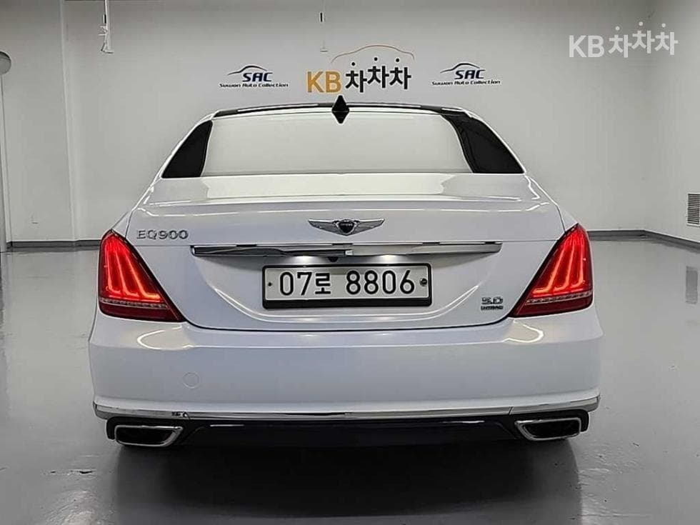 Genesis EQ9005.0 GDI AWD Prestige - 3