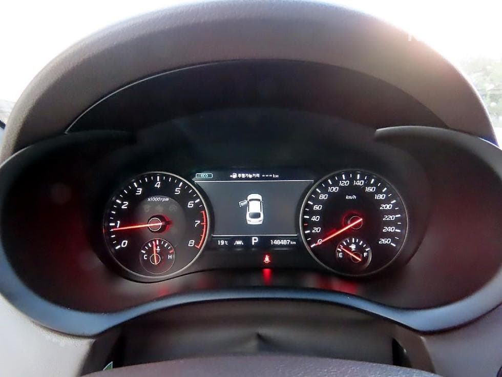 Киа Stinger2.0 Турбо 4x4 플래티넘 - 9